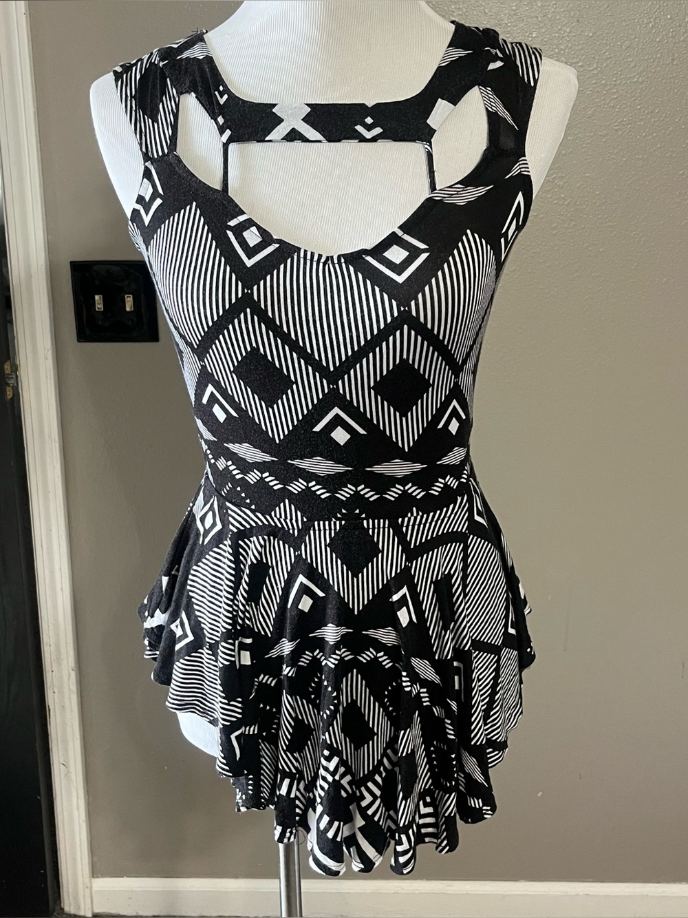 Black & White Geometric Cutout Peplum Top